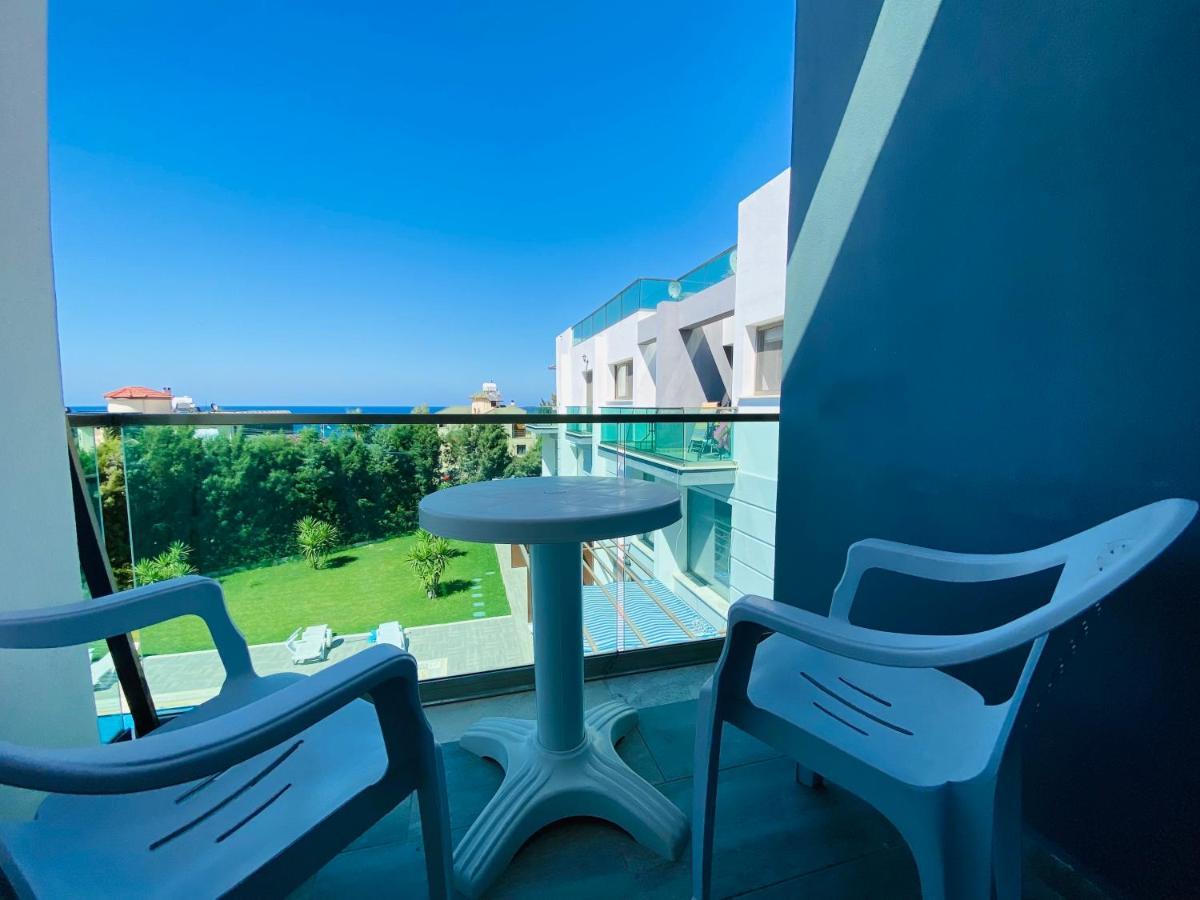 Prestige Studios Κερύνεια Εξωτερικό φωτογραφία